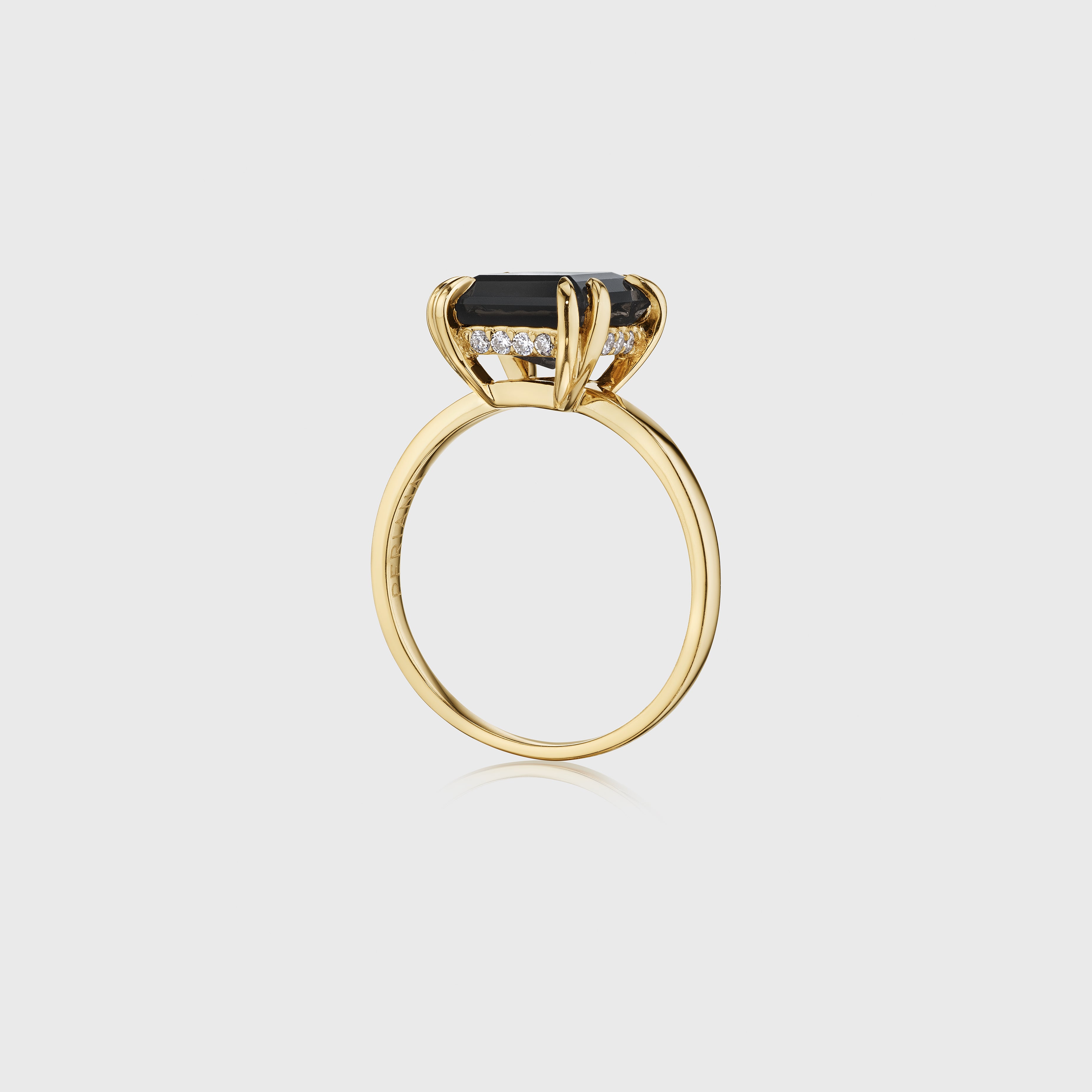 Foenix Ring